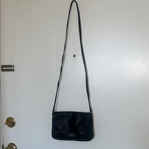 Kate Spade black pebble leather crossbody purse